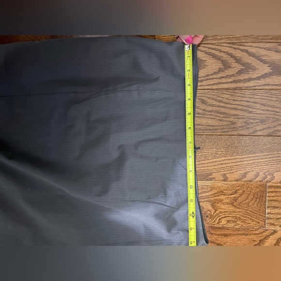 Grey skirt - Picture 4 of 5